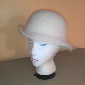 ANGORA HAT, WINTER-WHITE